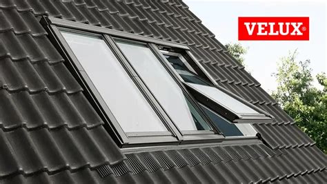 Infographic over regengeluiddemping en isolatie van Velux dakramen