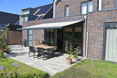 Terrasoverkapping doeken in verschillende kleuren