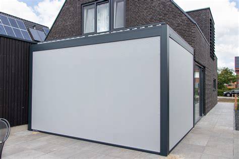Ritsscreens op een overkapping