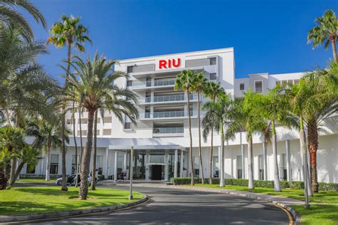 RIU Gran Canaria renovatie - architectonische updates en zonnepanelen op daken