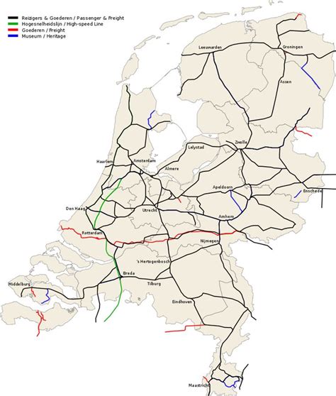 Kaart met relatiestromen: spoorlijnen, veerverbindingen en Waterbus
