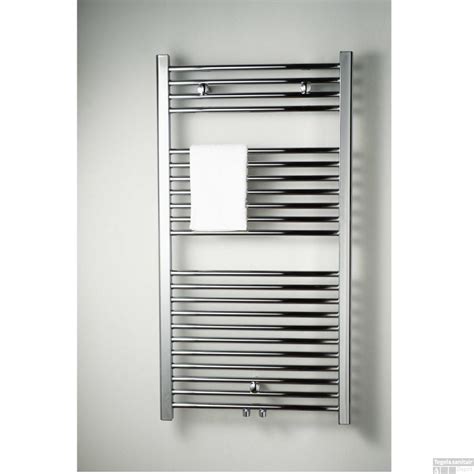 Schematische weergave van de Haceka Gobi designradiator met focus op het strakke, witte design en de horizontale buizen.