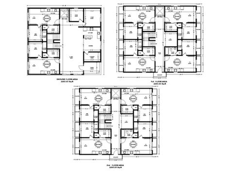 Plattegrond van een klassiek appartementengebouw met nadruk op ruimteoptimalisatie en symmetrische gevelindeling.