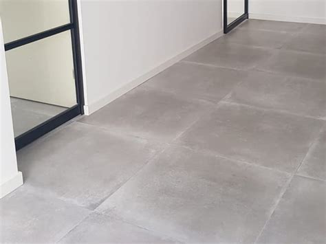 Betonlook tegels in verschillende formaten en diktes