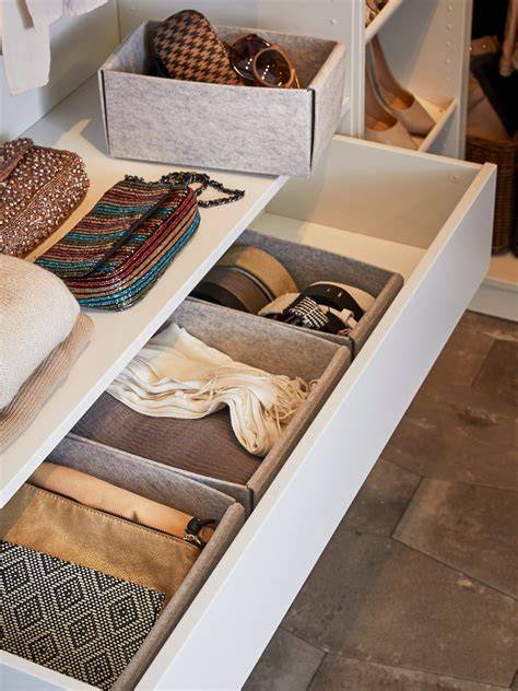 Infographic: overzicht van Ikea badkameroplossingen (opbergen, textiel en accessoires)