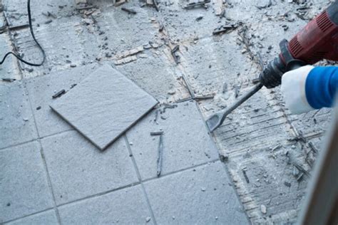 Tip: переhanteer tegels verwijderen zonder schade