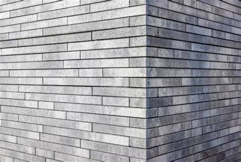 Betonnen gevelstenen in waalformaat worden gecombineerd met moderne ontwerpen