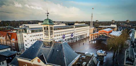 Gidskaart met Enschede en Apeldoorn-locaties voor laminaatleveringen