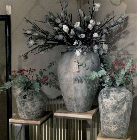 Infographic over betonlook design vazen en hun styling