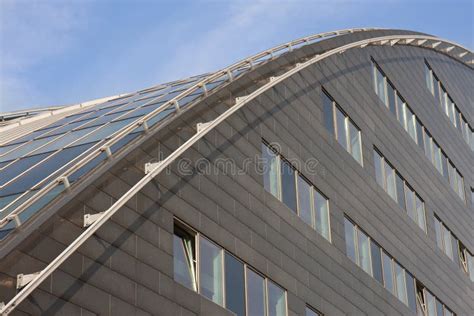 Het Cape Town Stadium met zijn gebogen glazen dak