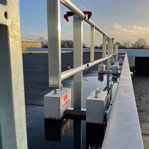 montage valbeveiliging op plat dak