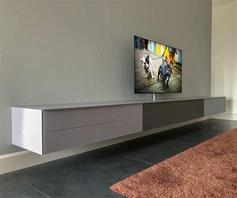 Afbeelding: zwevend tv-meubel ontwerpen Arturo en Penelope