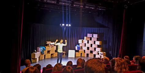 Natasja Bruggeman werkt aan grime voor een theatervoorstelling