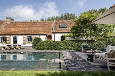 artistieke impressie van de gerenoveerde boerderij met theehuis en landwinkel