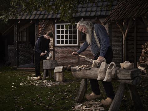 Infographic die de verschillende soorten schade (materieel, immaterieel, overlijdensschade) en de bijbehorende vergoedingen visualiseert.