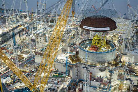 Diagram: Kostenontwikkeling en termijnplanning van Hinkley Point C