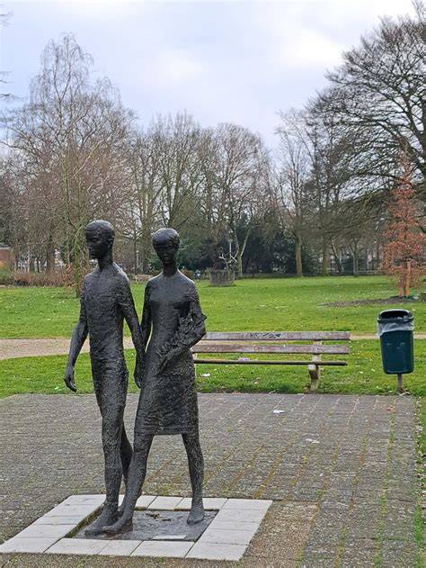 Beeld: portret van Gerard Tummers in relatie tot zijn sociaal ruimte-werk
