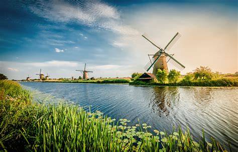 Infografiek: Kaart met Zaanse monumenten langs de rivier