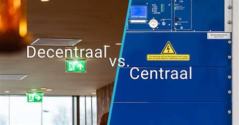 Infographic: Centrale vs. decentrale noodverlichting - verschillen, voor- en nadelen