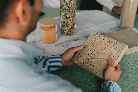 Voorbeelden van Franse kloostervloeren in verschillende afwerkingen en kleuren.
