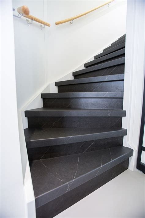 Upstairs traprenovatie aanpak schema