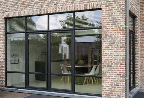 Afbeelding: Steellook kozijnen in moderne renovatie