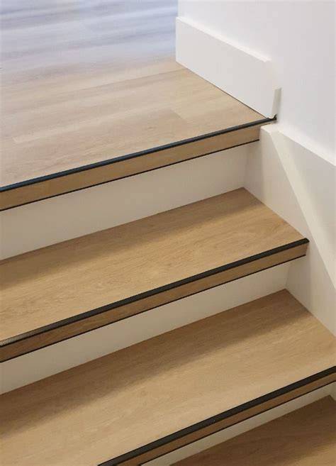 Voorbeeld: trapbekleding in verschillende mFLOR-designs