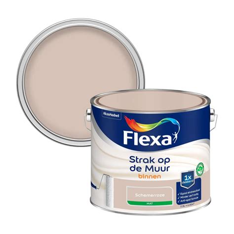 Voorbeeld van een schrobtest op een muur geschilderd met Flexa Expert Muurverf