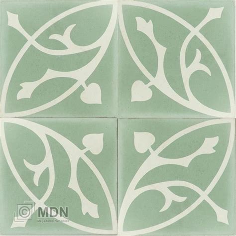 Portugese tegels, azulejos: handgemaakt keramiek met glazuur, kleurrijk en historisch patroon