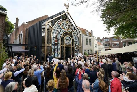 Foto'shoeken: Voorstraat-winkelpui en Kunstkerk
