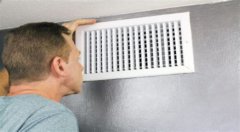 Illustratie van de verschillende soorten ventilatieroosters (renovatie- en koekoekroosters)