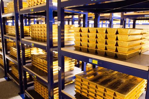 Foto van biobank-opslag met biostaten
