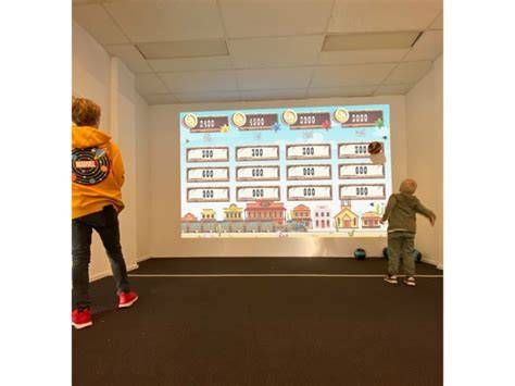 Overzicht van opties: EB-595Wi, ActiveFloor PRO3 en PHOS-projectoren