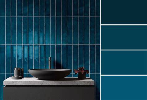 Afbeelding: Voorbeeld van blauwe Trinity wandtegels in een badkamer