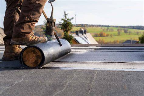 Overzicht van verschillende montagemethoden: branden, lijmen en zelfklevend dakleer
