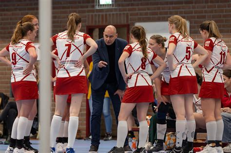 Foto van een praktijkgerichte trainingssessie bij Natalux