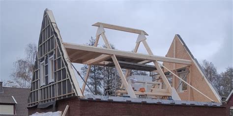 Schema van prefab bouwdelen: wanden, dak, vloer, dakkapel, kelder