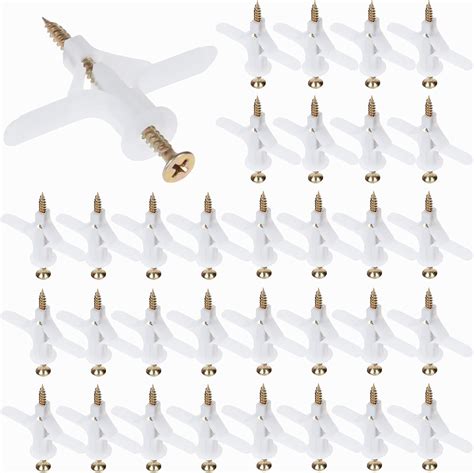 Illustratie van verschillende soorten gipsplaatpluggen en hun toepassing