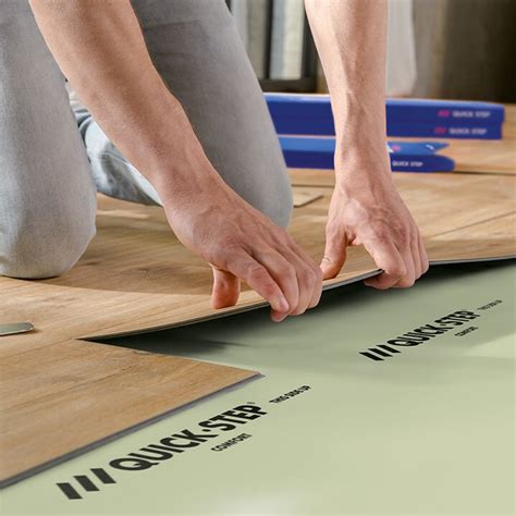 diagram plak- versus klik-PVC op ondervloer