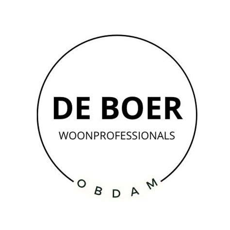 Logo en showroom van De Boer Woonprofessionals