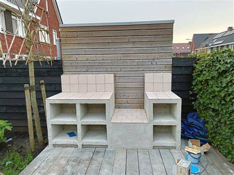 Infographic: Materialen en onderhoudsplan voor een betonnen buitenkeuken