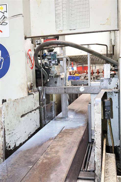 Moderne zaagmachines leveren het gewenste formaat hoekprofiel