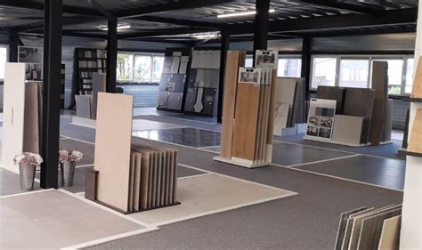 Overzicht van de showroom met diverse binnendeurmodellen