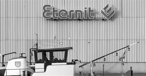 Archieffoto van een Eternit fabriek uit 2005