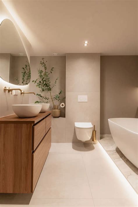 Illustratie van een moderne badkamer met gestucte muren