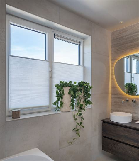 Infographic: Waterbestendige raambekleding voor de badkamer