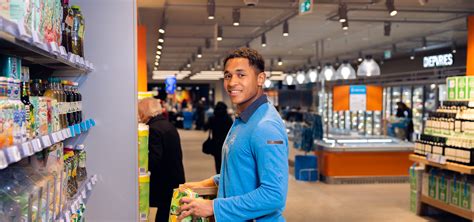 indeling van een vernieuwde Albert Heijn supermarkt met nadruk op het versplein
