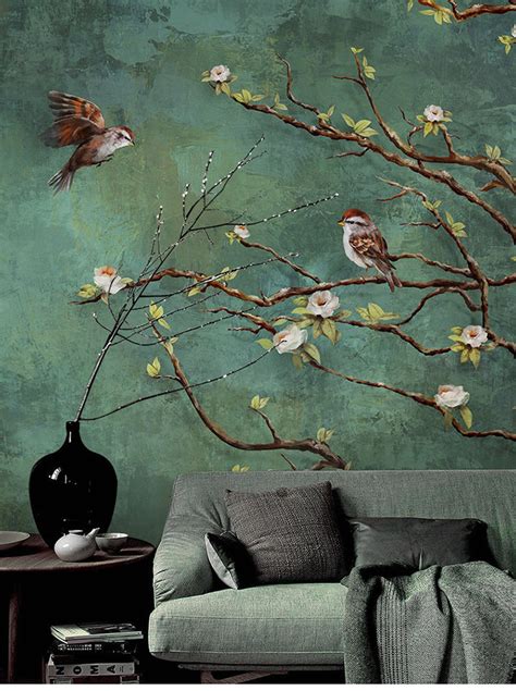 Close-up detail van het behang met vogels, bloemen en bladeren