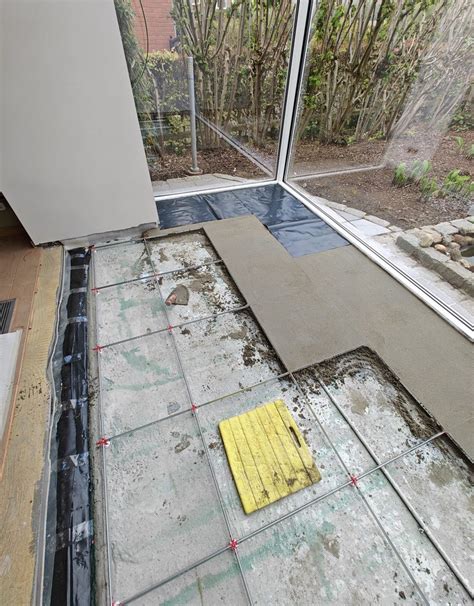 Beeld: Staenis egalisatierooster en barbotine techniek