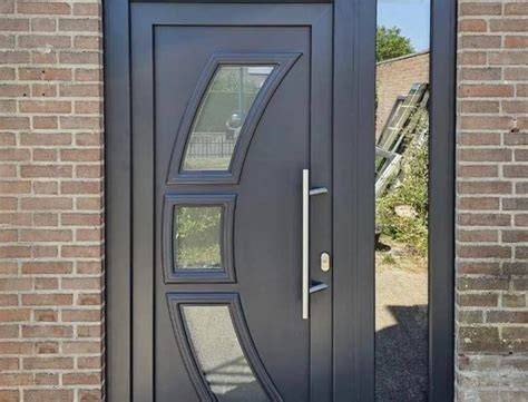 Schema van montage inclusief flensinzet en afwerking